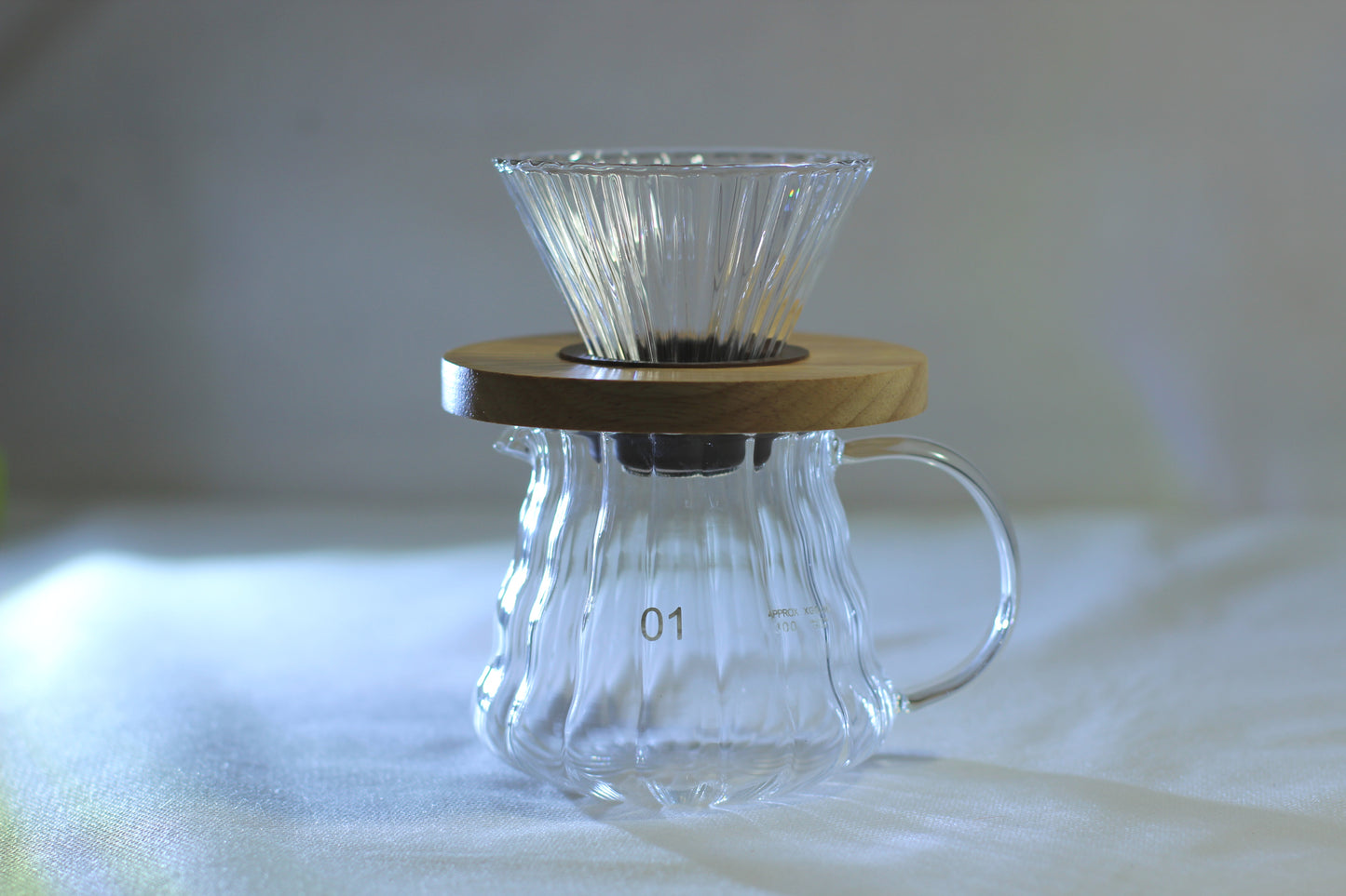 Small V60 Glass Pour Over Coffee Maker with Oak Wood Base – 2 cups